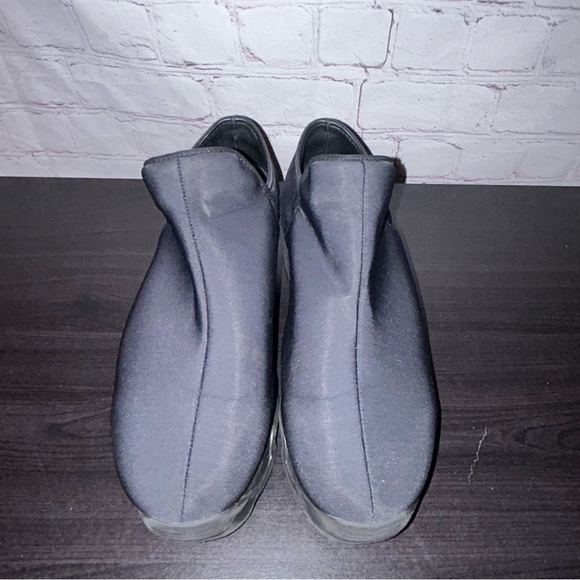 IRI NYC Wes 1 Black on black low top sneaker women’s size 37 1/2 - Picture 3 of 9